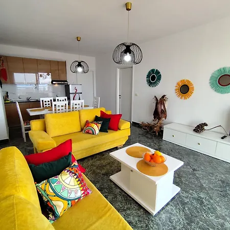 Topaz Perfekt 100 M To Bulevard Apartment